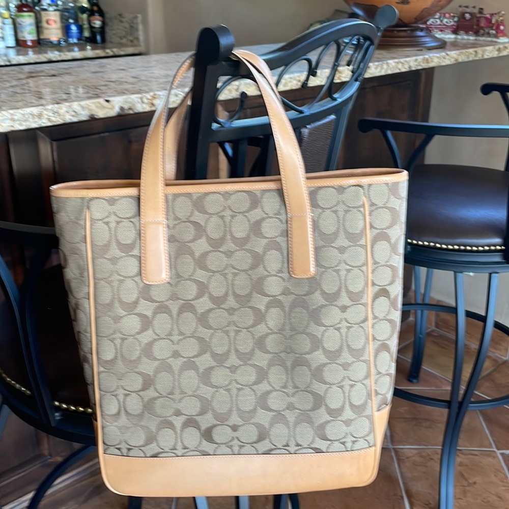 Coach tote